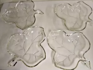 Juego de 4 cuencos en forma de hoja cristal transparente ensalada de postre tamaño 8" x 6 3/4" - Imagen 1 de 5