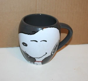 Taza de café de cerámica gris de gran tamaño Snoopy Grin Peanuts 20 oz - Imagen 1 de 4
