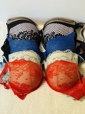 Lote de 4 sujetadores push up acolchados con aros Victoria Secret talla 34D #H8441 Foto 1 de 4