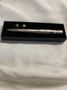 Pluma táctica WaOaW 4 en uno nueva en caja color plata - Imagen 1 de 5