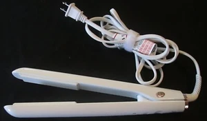 T3 SINGLE PASS STYLE MAX S+ PIASTRA PER CAPELLI IN CERAMICA 1" 9 IMPOSTAZIONI - Foto 1 di 2