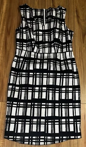 Jacqui E Classic Black & White Sleeveless Dress Size 14- As New - Picture 1 of 4