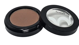 Benefit Silky Powder Eye Shadow - GATEWAY 3.5g NEW rrp £34.95 - Picture 1 of 5