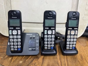 Panasonic combiné trois téléphones système sans fil KX-TGEA20 ? voir description - Photo 1/2