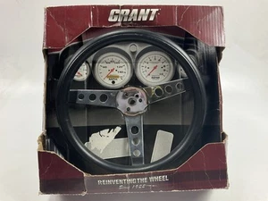Missing Horn, Cosmetic Damage, See Photos Grant 838 13.5" Classic Steering Wheel - Picture 1 of 5