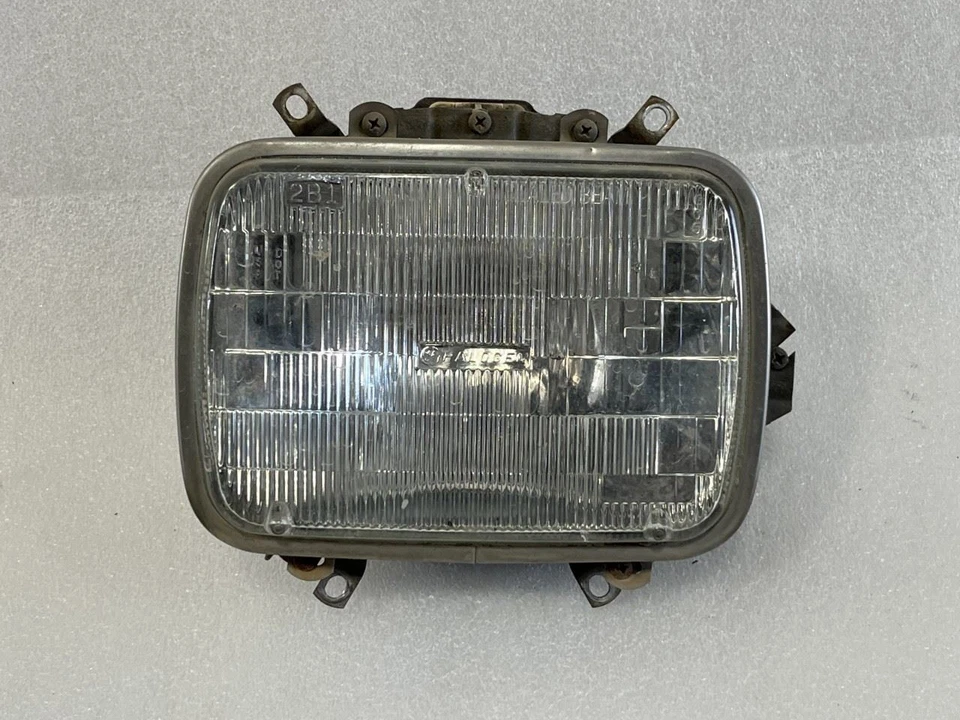 Jeep Grand Wagoneer 1988 faro se adapta a ambos lados halógeno 5752861 Foto 1 de 4