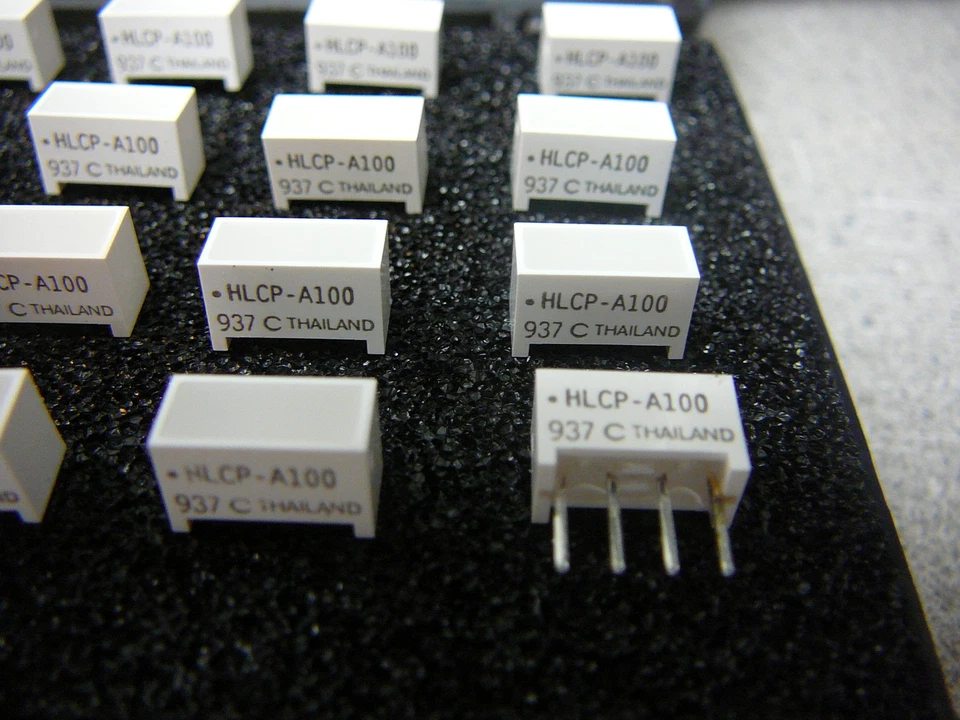 (2) Hewlett Packard HLCP-A100 RED LED LIGHT BAR SINGLE 8.89X3.81MM   **NEW** - Image 1 of 1