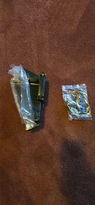 Faro antiniebla Chevrolet Camaro 2017. Nunca ha sido usado. lado pasajero Foto 1 de 4