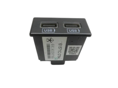 USB CAT Buchse Anschluss für Jeep Grand Cherokee WK2 13-17 68145567AA - Bild 1 von 4