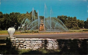 Cartolina Missouri The Meyer Circle Fountain Kansas City - Foto 1 di 2