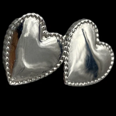 ORECCHINI RAGAZZA DONNA CUORE A BOTTONE COLOR ARGENTO IN ACCIAIO STAINLESS STEEL - Immagine 1 di 4