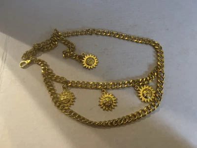 Винтажный золотой металлический цепной ремень с 4 золотыми солнечными подвесками регулируемый размер NWNT - Изображение 1 из 4