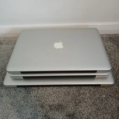 3 X Apple Macbook Pro Bundle Joblot *Spare Repairs* 2x A1278 & 1x A1286 - Image 1 of 4