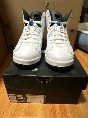 Air Jordan 6 Retro BG Size 5 Youth 5Y Shoe White Sport Blue Black 384665107  - Image 1 of 4