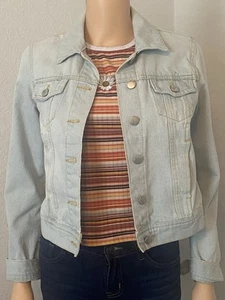 Ashley Vintage Charm Light Wash Jean Jacket Size Small - Picture 1 of 6