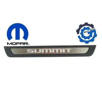 5SQ05LC5AC Novo OEM Mopar "Summit" Left Scuff Plate 2018-2000 JEEP Grand Cherokee - Imagem 1 de 4