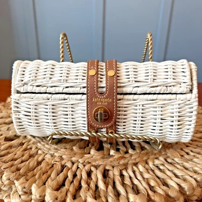 Bolso sin asas Kate Spade Tisbury cuero bambú blanco cierre giratorio herrajes dorados Foto 1 de 4