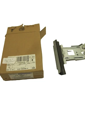 Ford 9L3Z-15222A01-A left glass side bracket 2009-2014 F-150 Lincoln Mark LT - Image 1 of 4