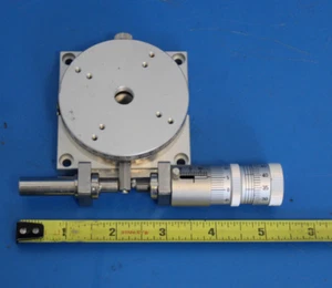 KOHZU RM07A-C3-C Manual Positioning Rotation Stage + Pitch Positioner FPP03-13 - Picture 1 of 11
