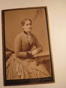 Kempten - Frau Rosa Otto als junge Frau - Portrait / CDV - Picture 1 of 3