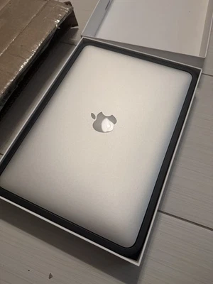 Apple Macbook Pro Retina 13.7 英寸 M”os2021,256 GB 固态硬盘 I7-4870HQ。 2.7GHz, 16GB RAM — 第 1/4 张图片