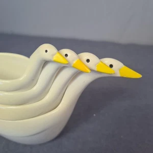 Vintage Melamine Goose Duck Stackable Nesting Measuring Cups Set Of 4 Complete  - Picture 1 of 8