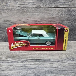Johnny Lightning 1964 Chevy Impala SS 1:24 White Diecast Muscle Car Mint Green - Picture 1 of 7