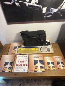 Jeppesen Private Pilot Kit Manuals, Plotter, Bag Book - Picture 1 of 7