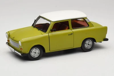 4289 Trabant 601 Green Sun Star 1:18 - Bild 1 von 4