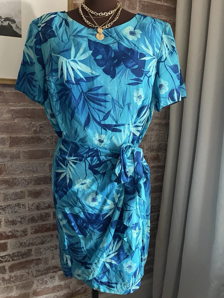 Vestido envolvente de colección John Roberts azul tropical estampado floral manga corta talla 16W Foto 1 de 4