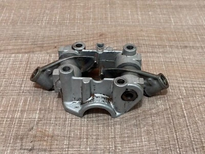 1020512110 Brazos basculantes Árbol de levas Bloque de cojinetes para Mercedes-Benz 190E Foto 1 de 4