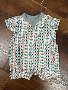 ¡Mameluco estampado geométrico talla 0-3 meses Tea Collection! - Imagen 1 de 6