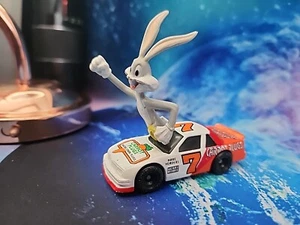 Vintage 1993 Matchbox Looney Tunes Pro Racers Bugs Bunny #7 Diecast Car - Picture 1 of 5