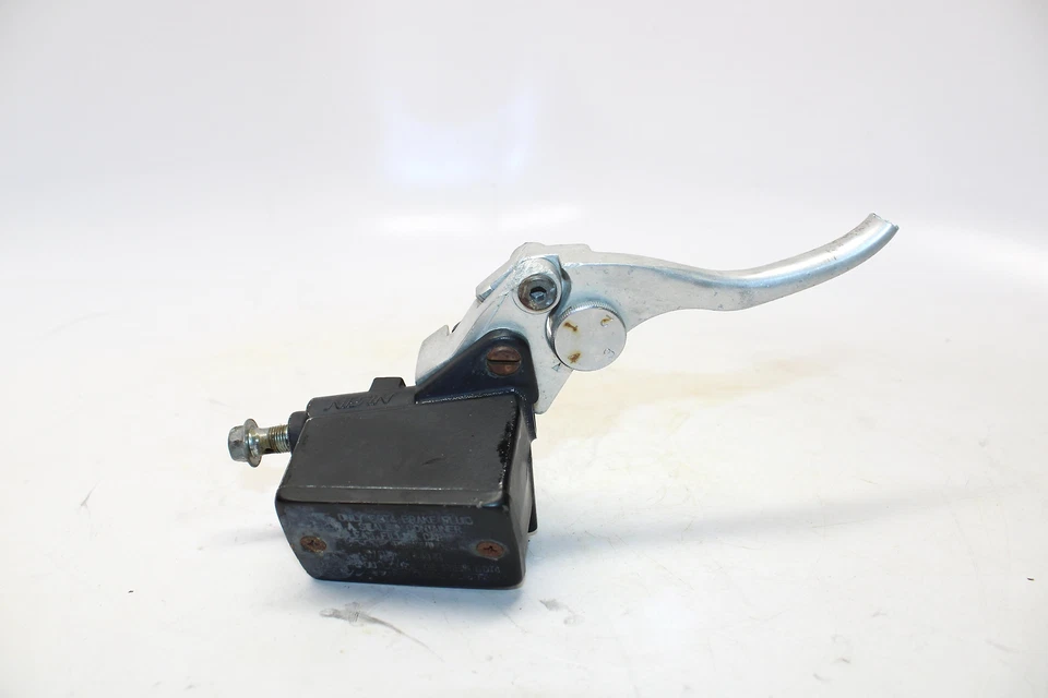 1993 Suzuki Gs500e Front Brake Master Cylinder W/ Lever - Image 1 of 4