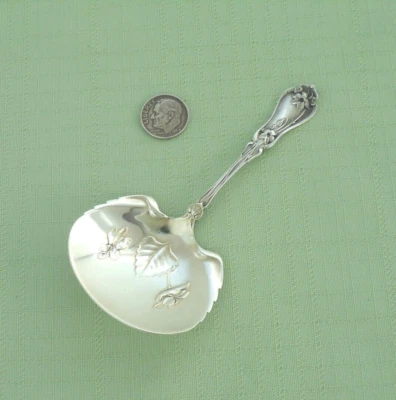 Antique WHITING Sterling Silver VIOLET Bon Bon SCOOP Server - Image 1 of 4