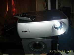 InFocus Beamer IN2104 PLP Projektor 2500 ANSI lampe bei 307 std - Bild 1 von 8