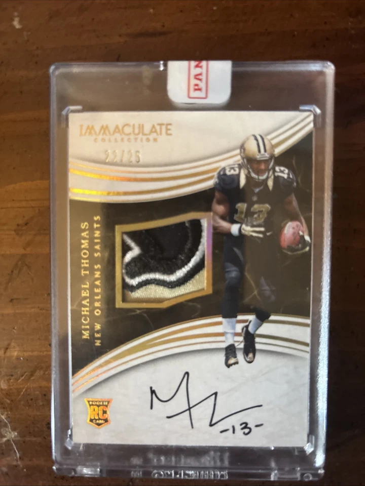2017 Panini Immaculate card  - Premium Patch Autographs Michael Thomas #Gold /25 - Image 1 of 2