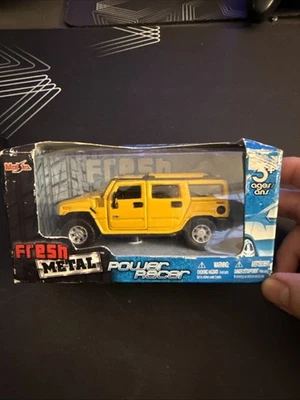 2007 Maisto Hummer H2 motorized Power Racer. Die Cast Metal Yellow - Image 1 of 4