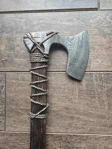 Bench made Damascus steel viking axe with a burnt hickory handle. - Picture 1 of 4