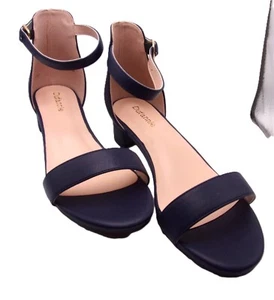 NEW DUFANNIE GIRLS SANDAL LOW HEELS DRESS ANKLE STRAP BLUE PUMP - GIRLS SIZE 2 - Picture 1 of 7