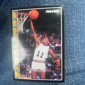 1992 Pinnacle #290 - Kenny Lofton - Picture 1 of 2