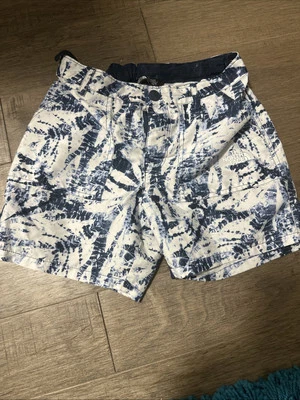 Shorts North Face Meninas Médio 100% Poliéster - Cintura Ajustável Secagem Rápida - Imagem 1 de 3