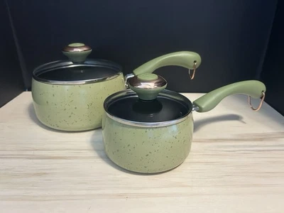 (2) Lote de ollas para salsa Paula Deen verde moteado de 1 y 2 cuartos antiadherentes con tapas Foto 1 de 4
