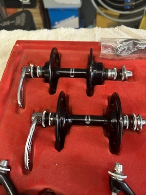 RARE VINTAGE NOS FIRST GENERATION BLK SHIMANO GROUPO IN ORIGINAL BOX  - Image 1 of 4