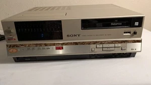 Vintage 1981 Sony Betamax Beta Tape Player SL-5000 NO REMOTE or MANUAL Tested - Picture 1 of 20