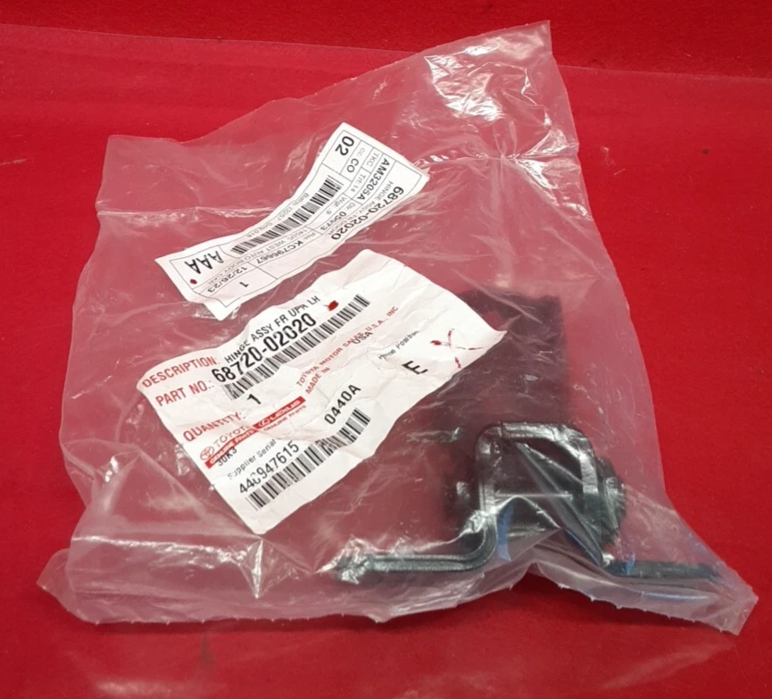 1993 - 2024 Toyota Front Door Hinge Upper Lower SEE FITMENT CHART IN DESCRIPTION - Image 1 of 4