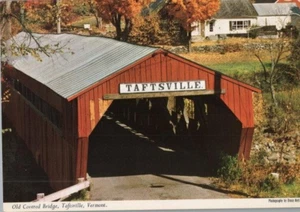 Old Covered Bridge Taftsville Vermont Continental Postcard - Picture 1 of 2