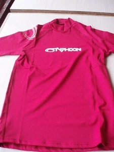 Junior Hautausschlagwesten Typhoon Red LSF50 - Bild 1 von 3
