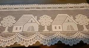 Vintage White Window Valance Cute Houses And Trees - Picture 1 of 4