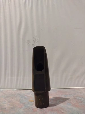 Boquilla de goma dura para saxofón alto Berg Larsen 90/1 SMS Foto 1 de 4